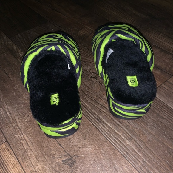 BRAND NEW PLATFORM UGGS - Picture 5 of 6